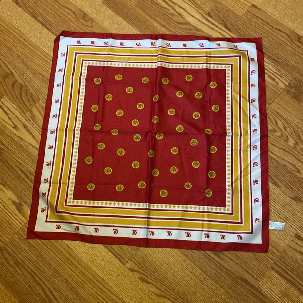 G.L. Harvale & Co Women’s ‘76 Scarf